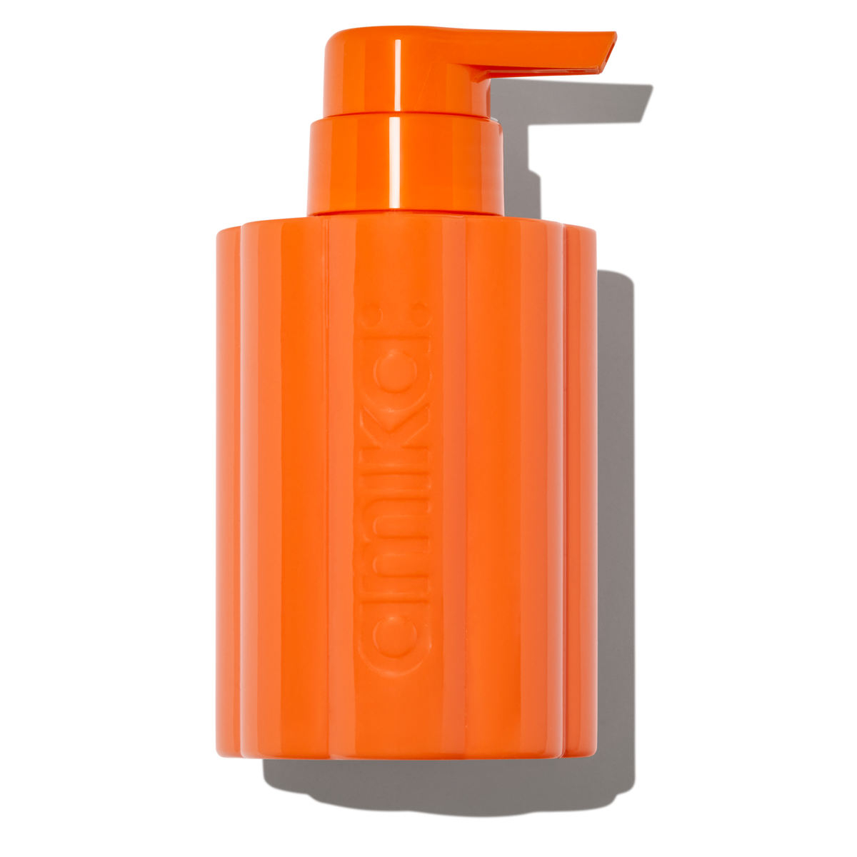 シャンプー Friends forever friend: refillable shampoo bottle | amika pro